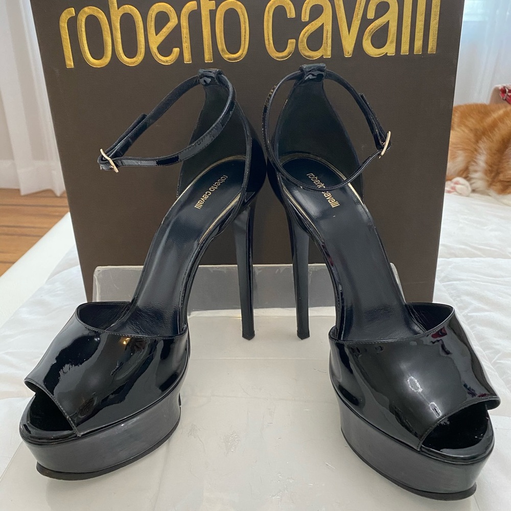 ROBERTO CAVALLI stiletto heel, blk patent leather - Picture 6 of 12